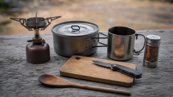 Sept accessoires pour cuisiner simplement même loin de tout