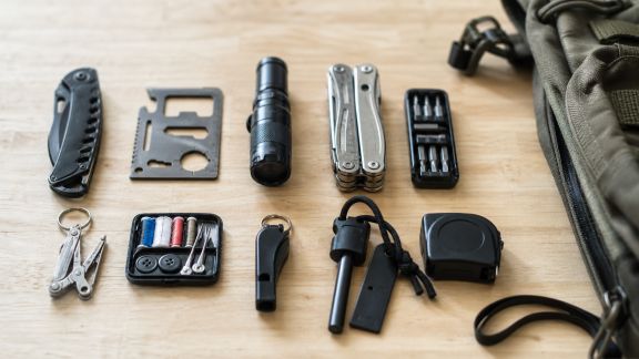 Dix outils multifonctions utiles à glisser dans le sac à dos