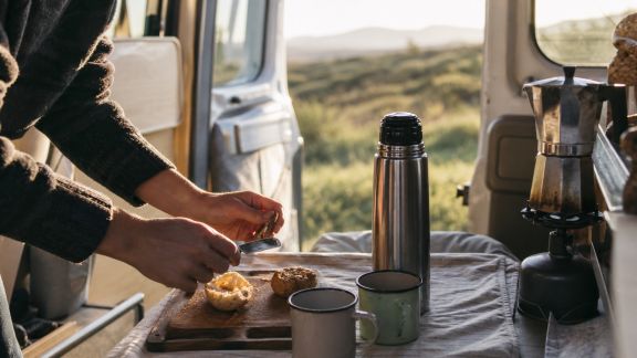 Changer de rythme : conseils essentiels pour un premier voyage en van